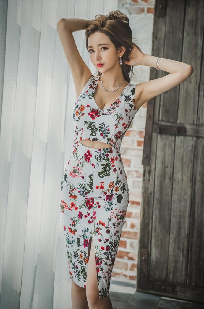 我和美艳继母一夜的缠绵