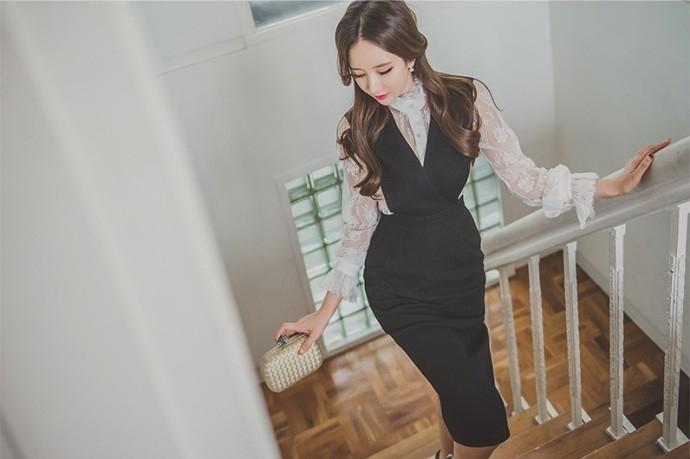 准婆婆买的婚房，隔壁是灵堂