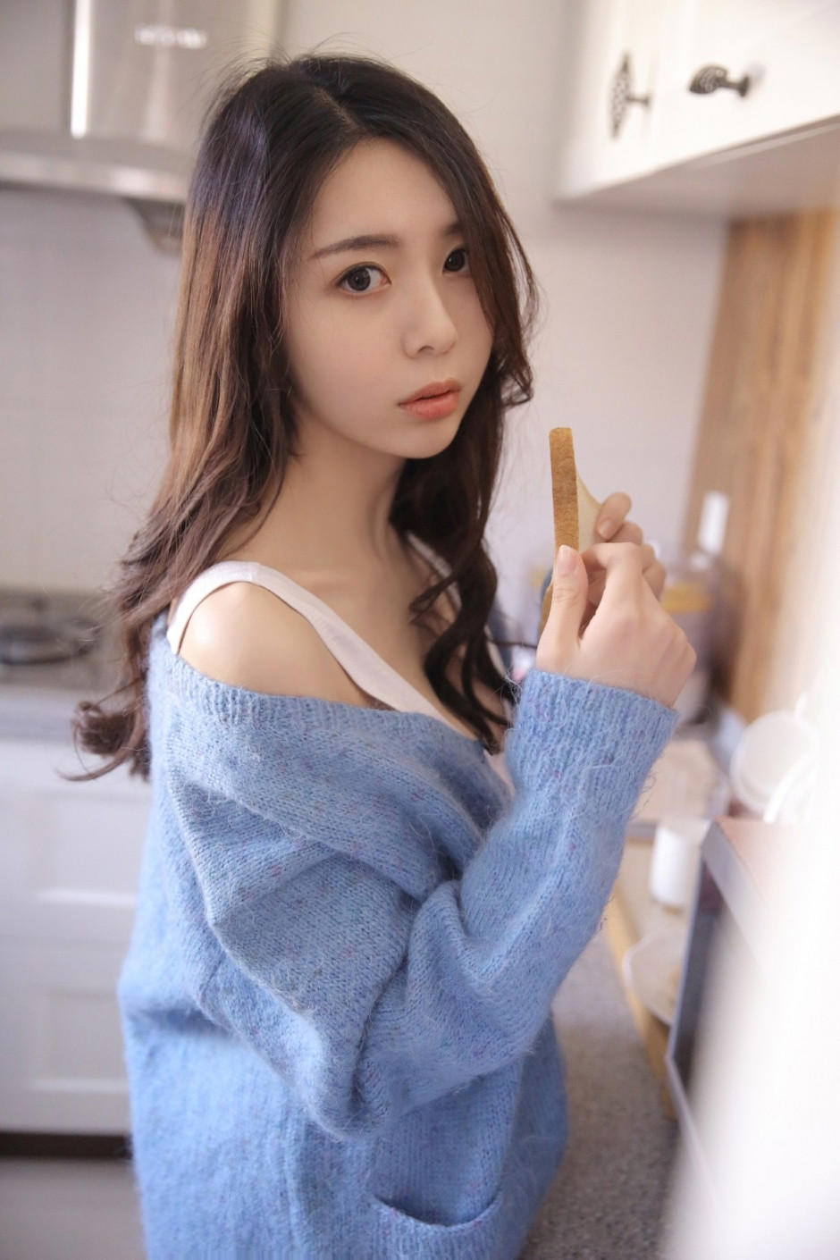 勾引男人犯罪的女人 ，口述女人越喊痛男人越猛烈
