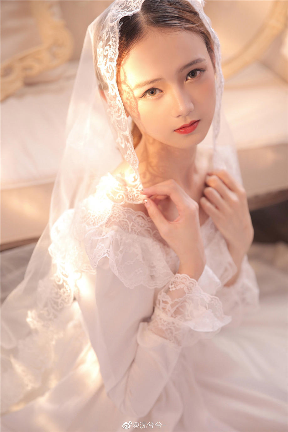 男友的同事都以为小三是他老婆