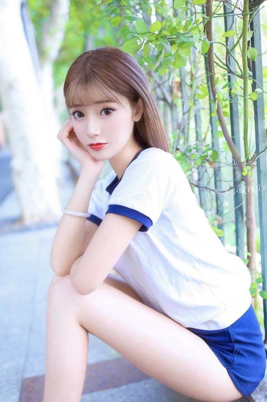 她比戴安娜聪明