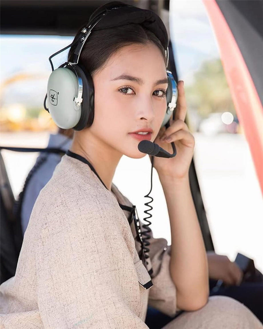 我和成了精的小狐狸 那次在沙发上发生的一夜情