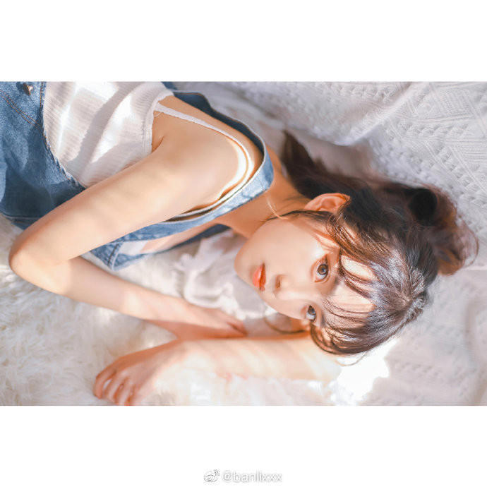 哥哥好粗鲁！我被哥哥破了处 哥哥你慢点你弄疼我了 快弄死我了