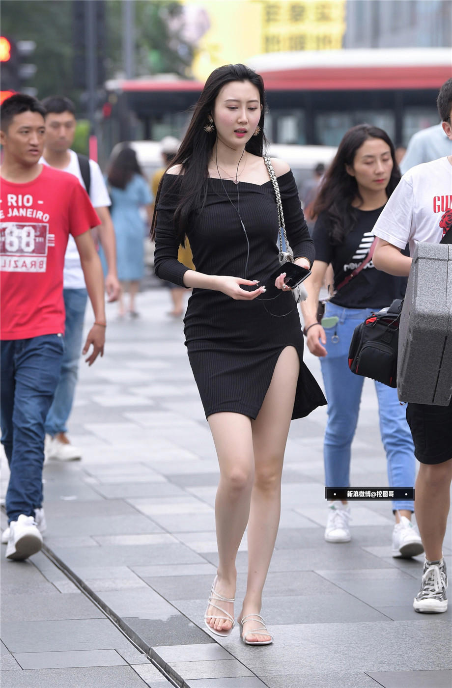 代孕故事 恩啊不行不要舔花核