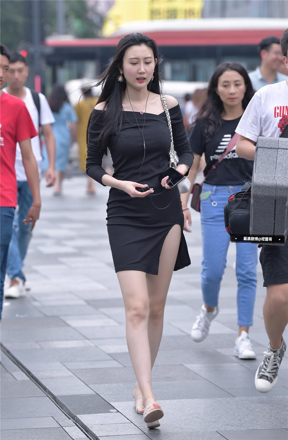 兄弟姐妹姊妹关系反面 平时应该若何相处