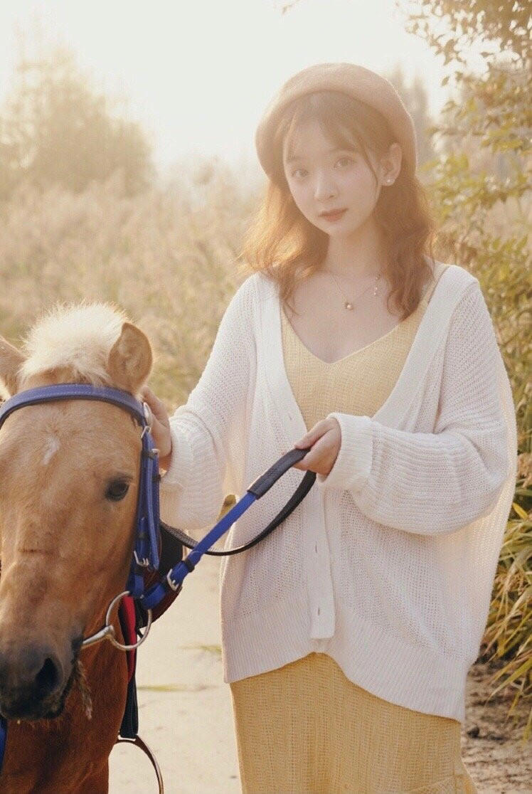 性饥渴熟女口述被几个男人轮奸的快感