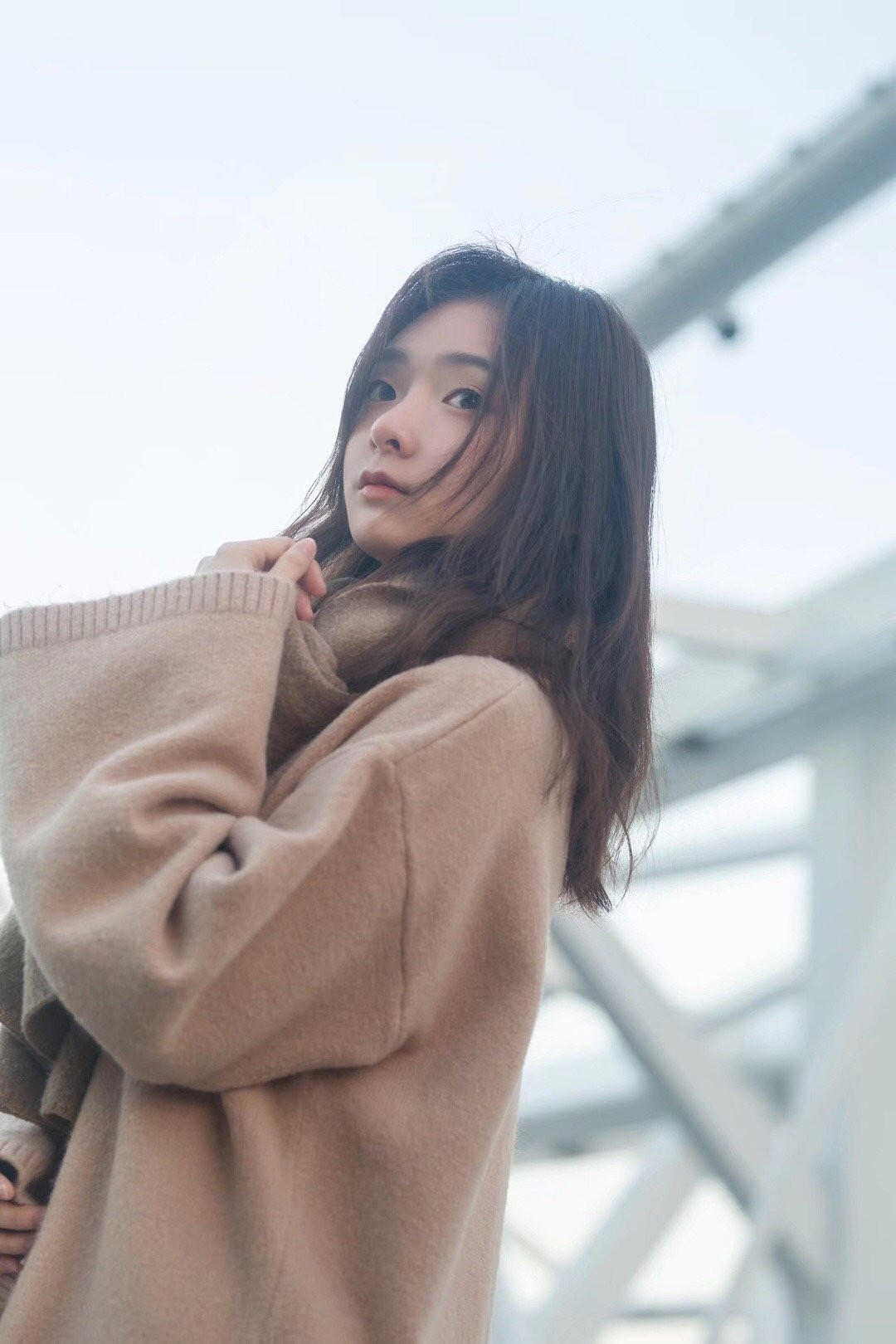 午休性爱让她找到快感和激情