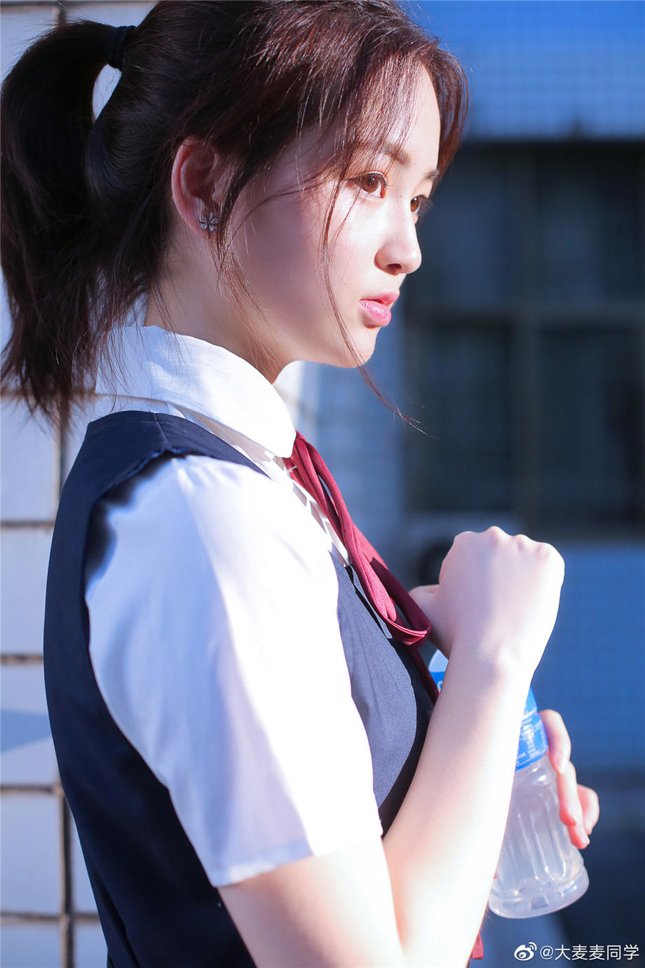 泪奔！结婚六年后，情人帮我破处