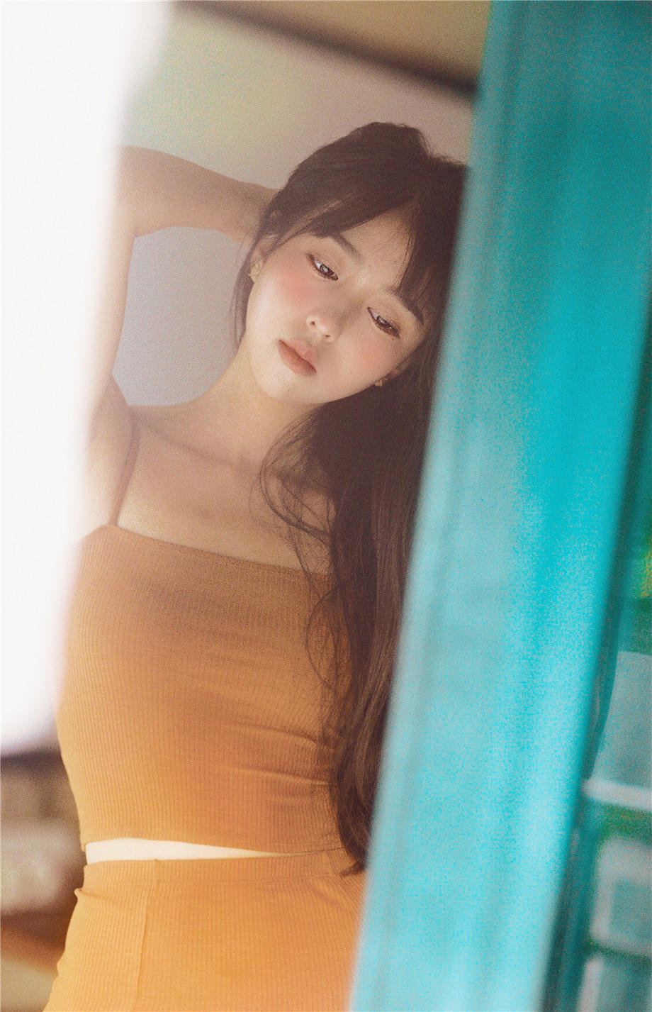 隐藏在盒子里的左与右，是我斑驳了一世的悲伤