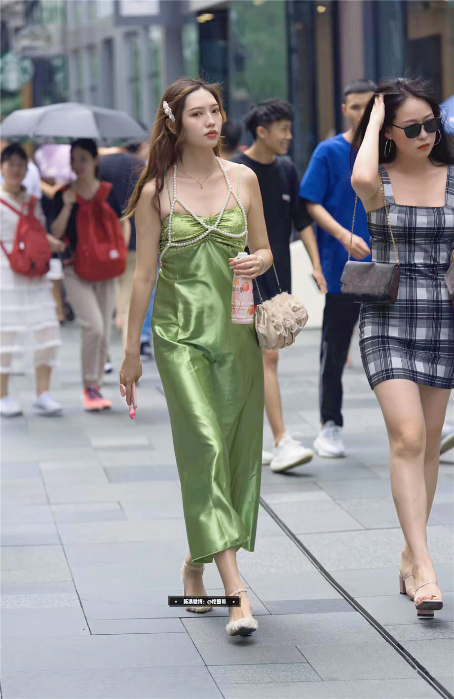古代女装服饰 卫子戚卫然沙发作