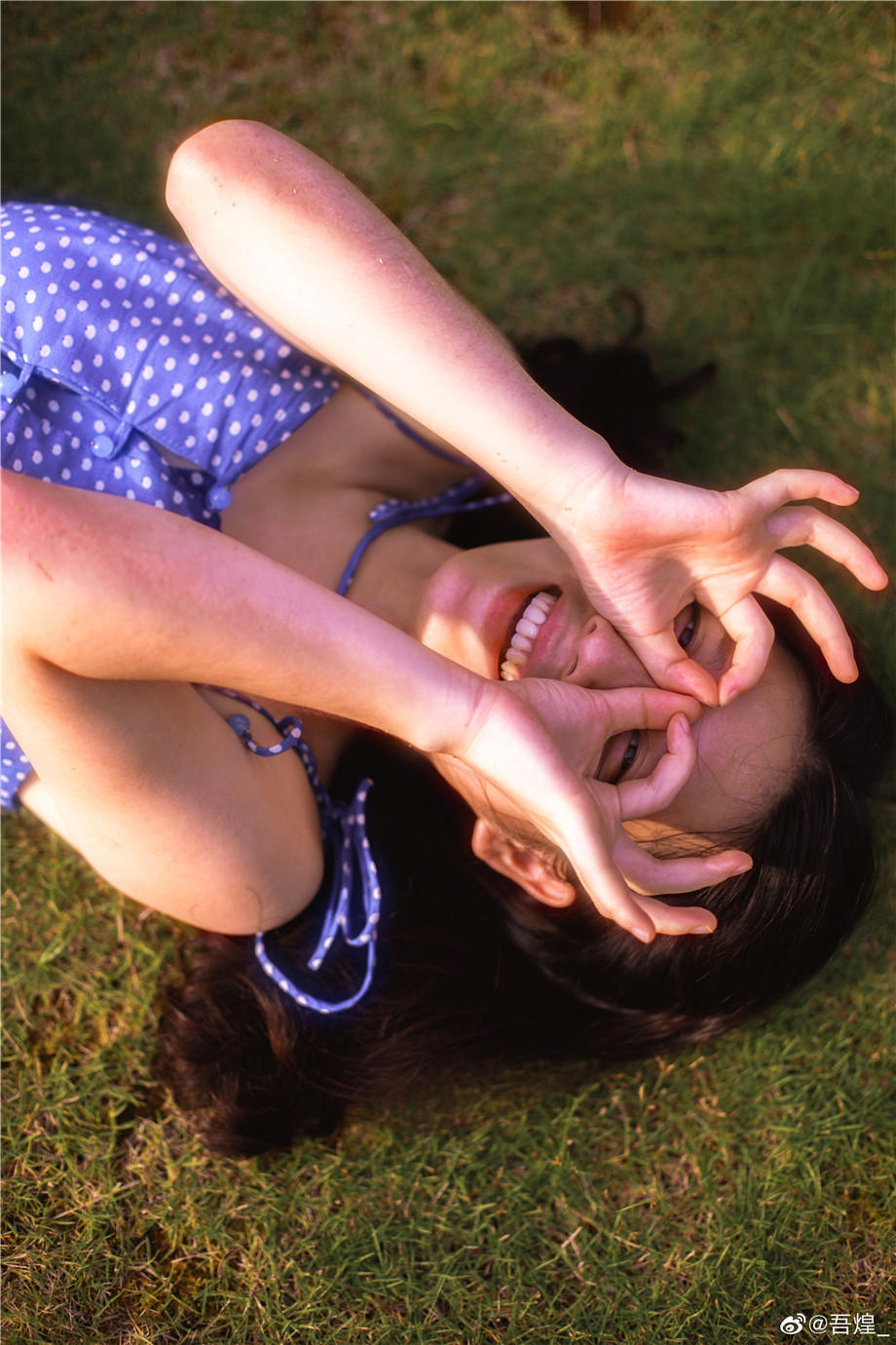 情感文章：女人的友谊终敌不过爱情