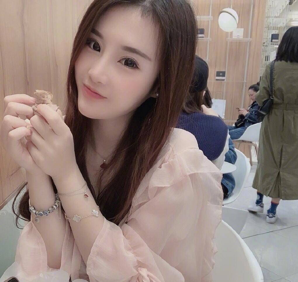 富贵少妇诱惑我只是为借种