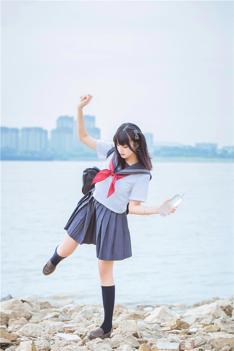 准婆婆买的婚房，隔壁是灵堂