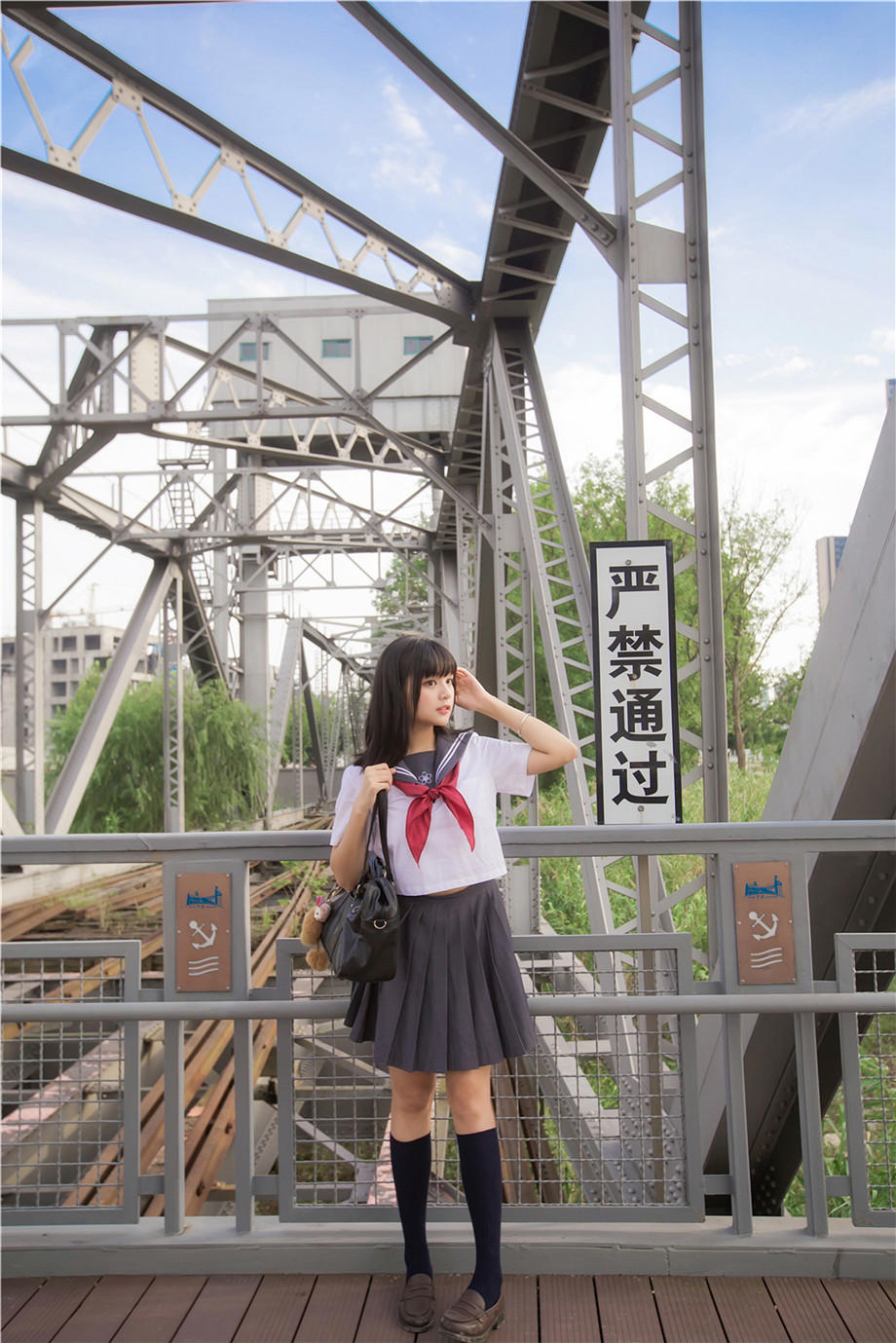 方励最励志演讲，诠释活着的意义：为快乐而活