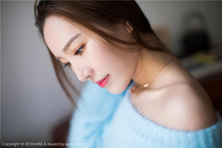 上课和女朋友啪啪啪 女人自己安慰塞黄瓜 他很大很硬啊!爽