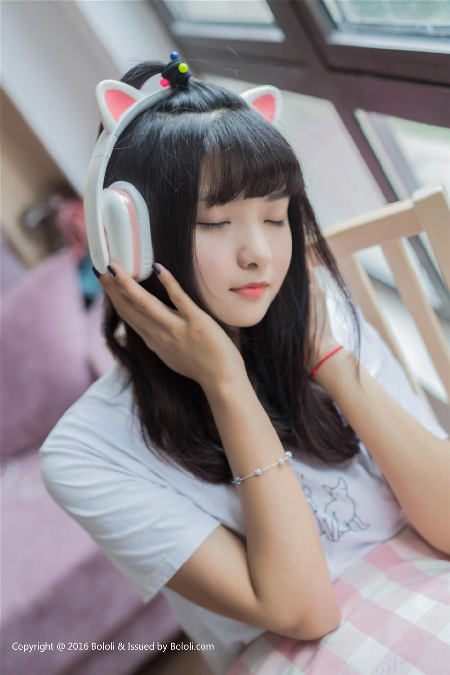 波霸女邻居让我爽到死