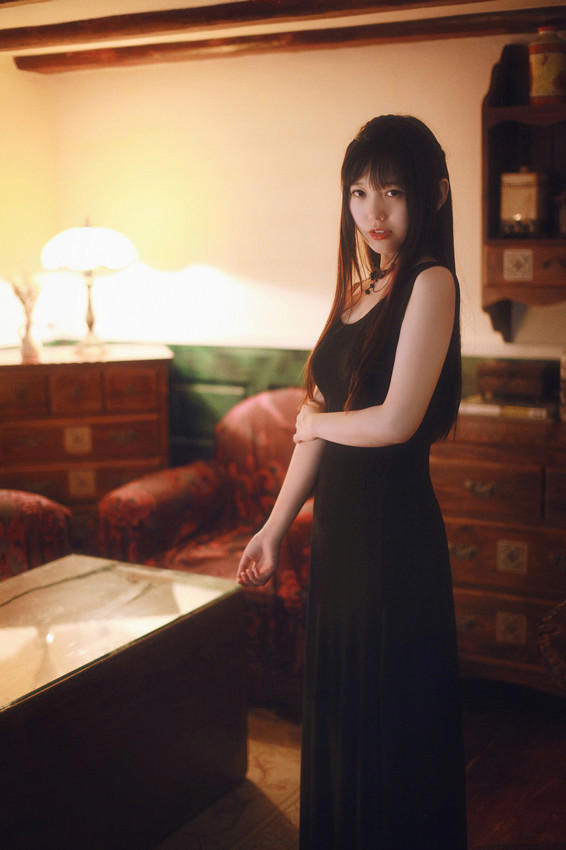 儿子与继母不正当关系 儿子半夜猥琐熟睡继母 继母帮儿子泄火