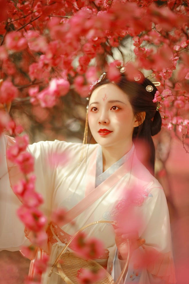 天蝎女又遇前任摩羯男怎办？