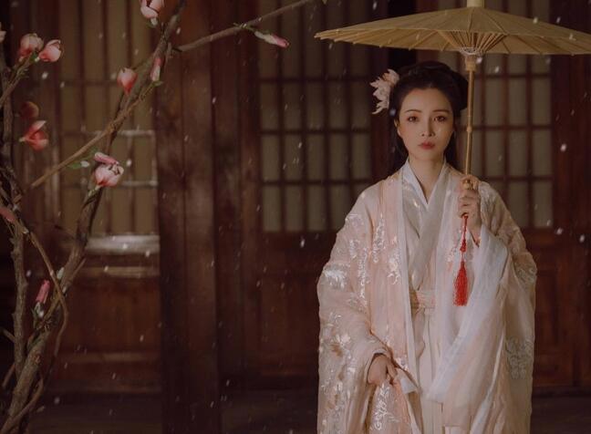 母亲的锦囊妙计_民间故事