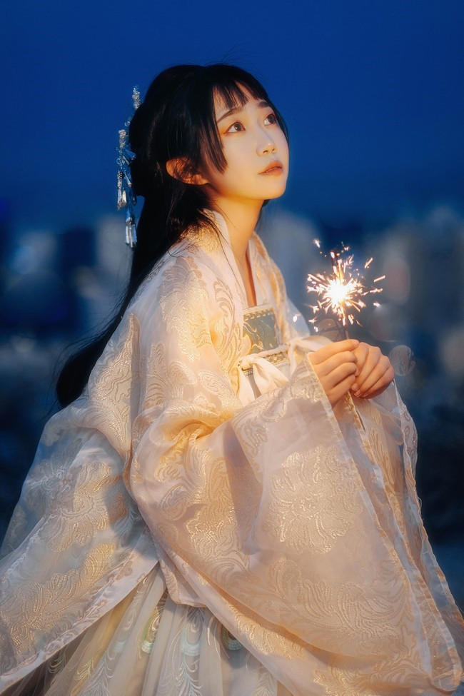 啊好疼快出来怎么办 太粗了太深了好痛快拔出来不要不要