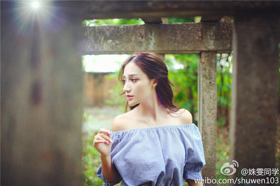 帮悍马美女搬家，在她家洗澡，结果意想不到的好事即将发生