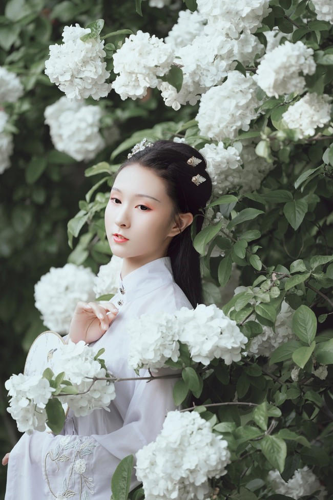 情感口述：妻子出轨后无法自拔，我该怎么办？