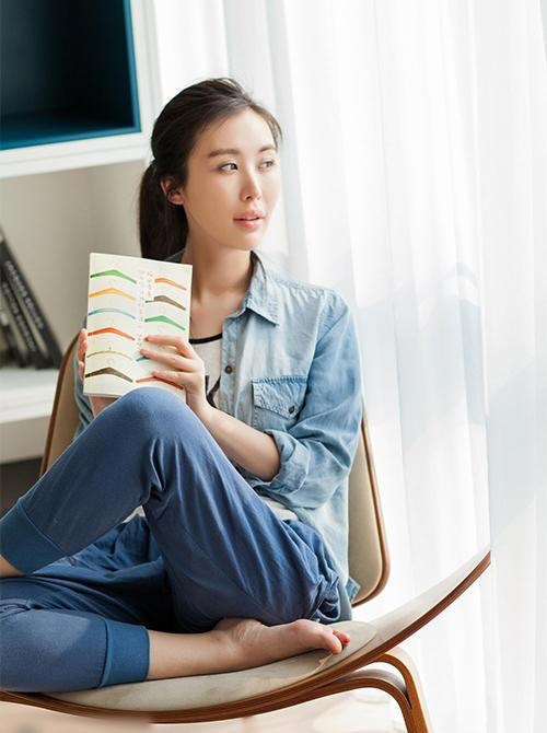 他玩命糟蹋那对在玉米地里扒下裤衩的男女