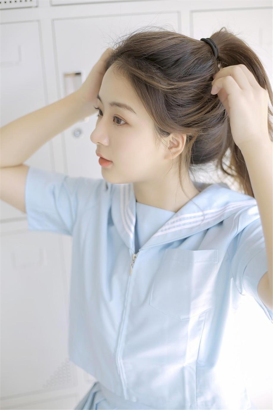 吸奶轮流嗯啊不 调教贱奴