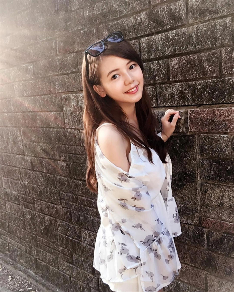 双镯电影剧情分析？