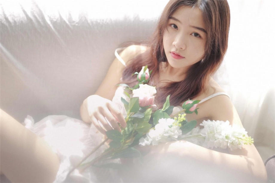 韩国美女主播撩汉方法 5个细节展现女人味