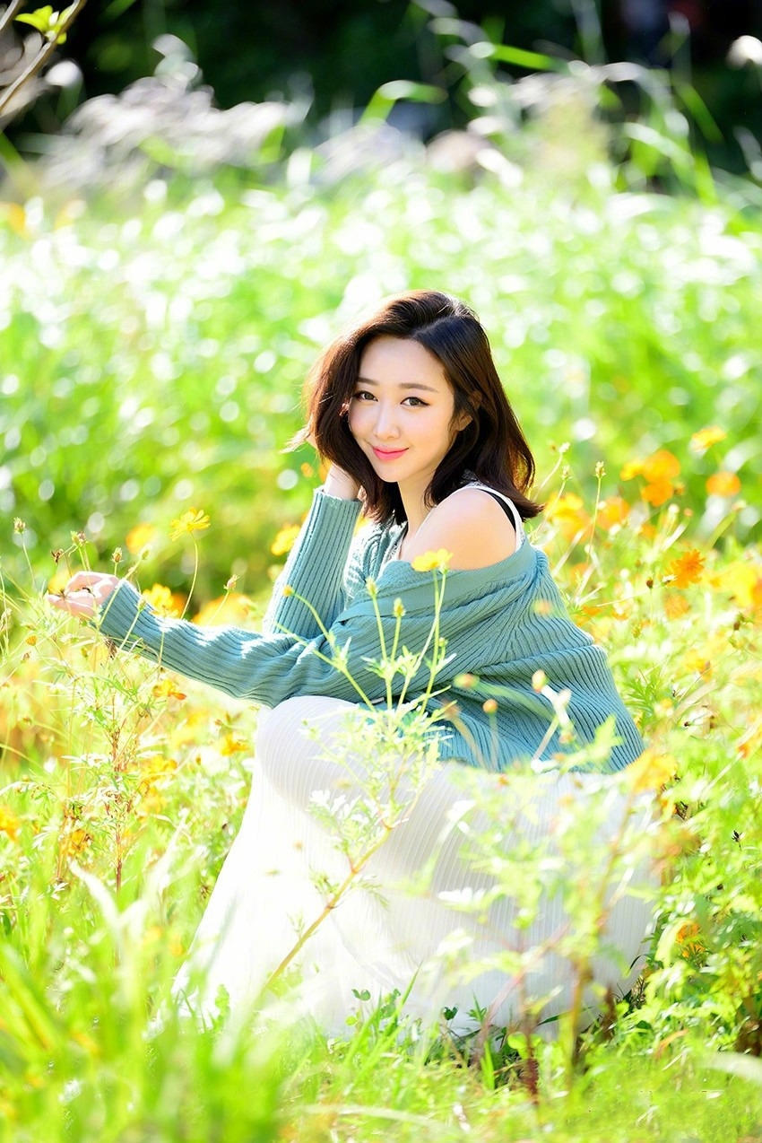 小骚货真紧黑欲 邪恶萝莉网的所有视频 宝贝儿我要你腿张开