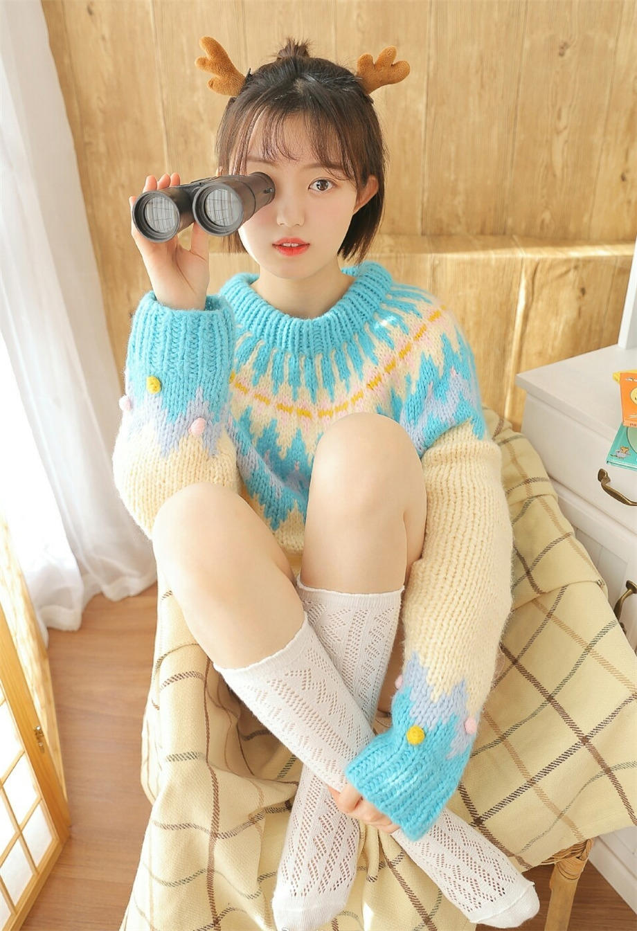 比基尼露毛照片 美女穿比基尼露出体毛图片