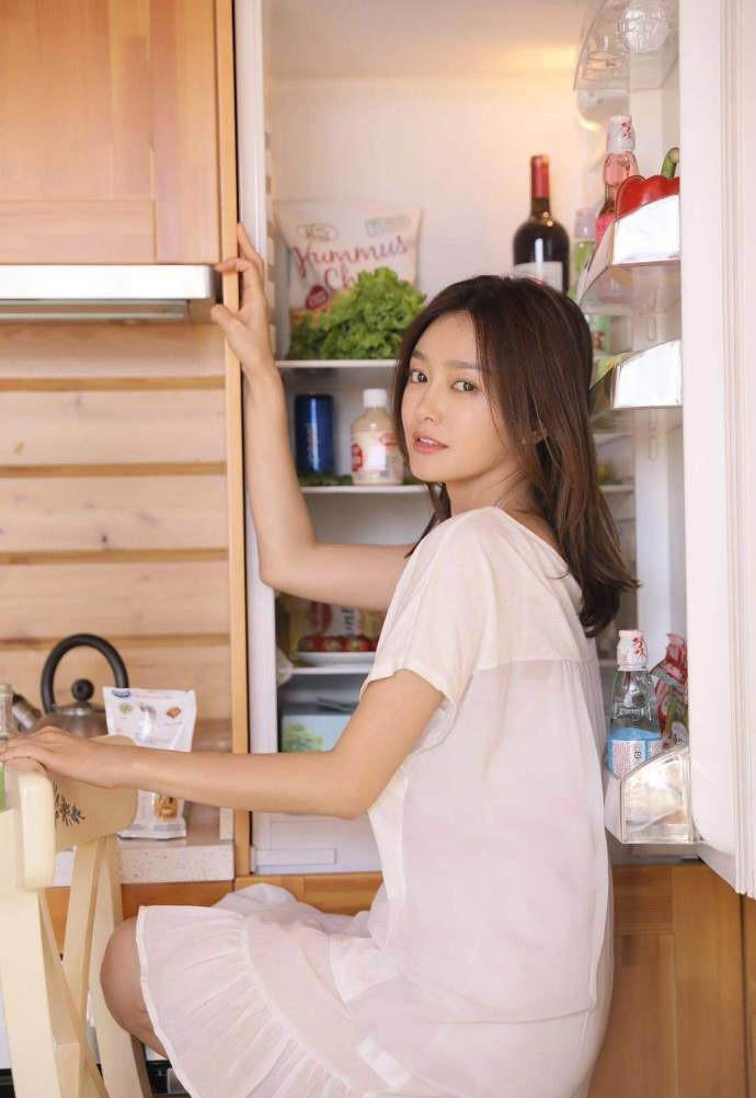 男人插美女叫的视频 锦鲤吸水爱爱图片