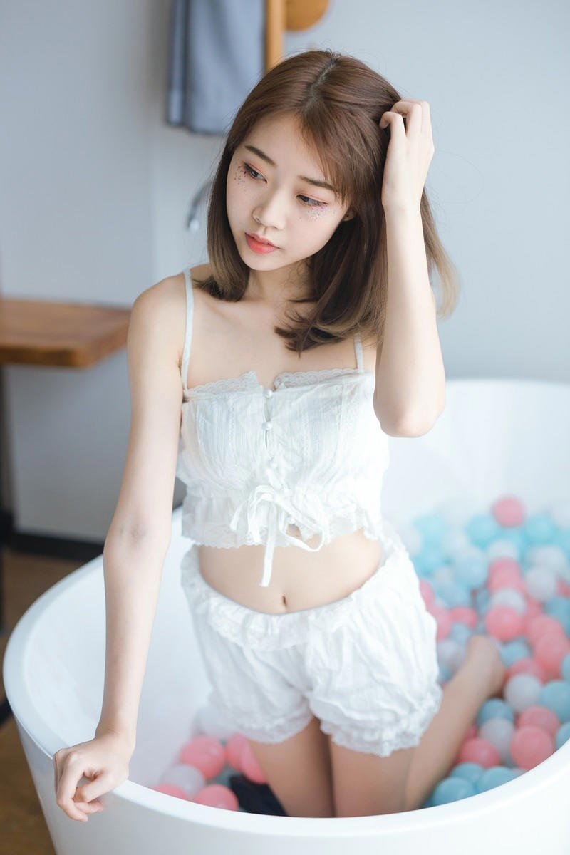 啊宝贝看着我是怎么玩你的，给你尝尝被玩的味道