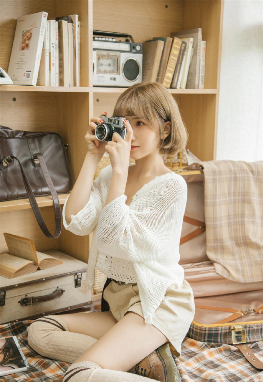 把村长女儿拖进玉米地 我和村长女儿在玉米地 操少妇嫩b网百度