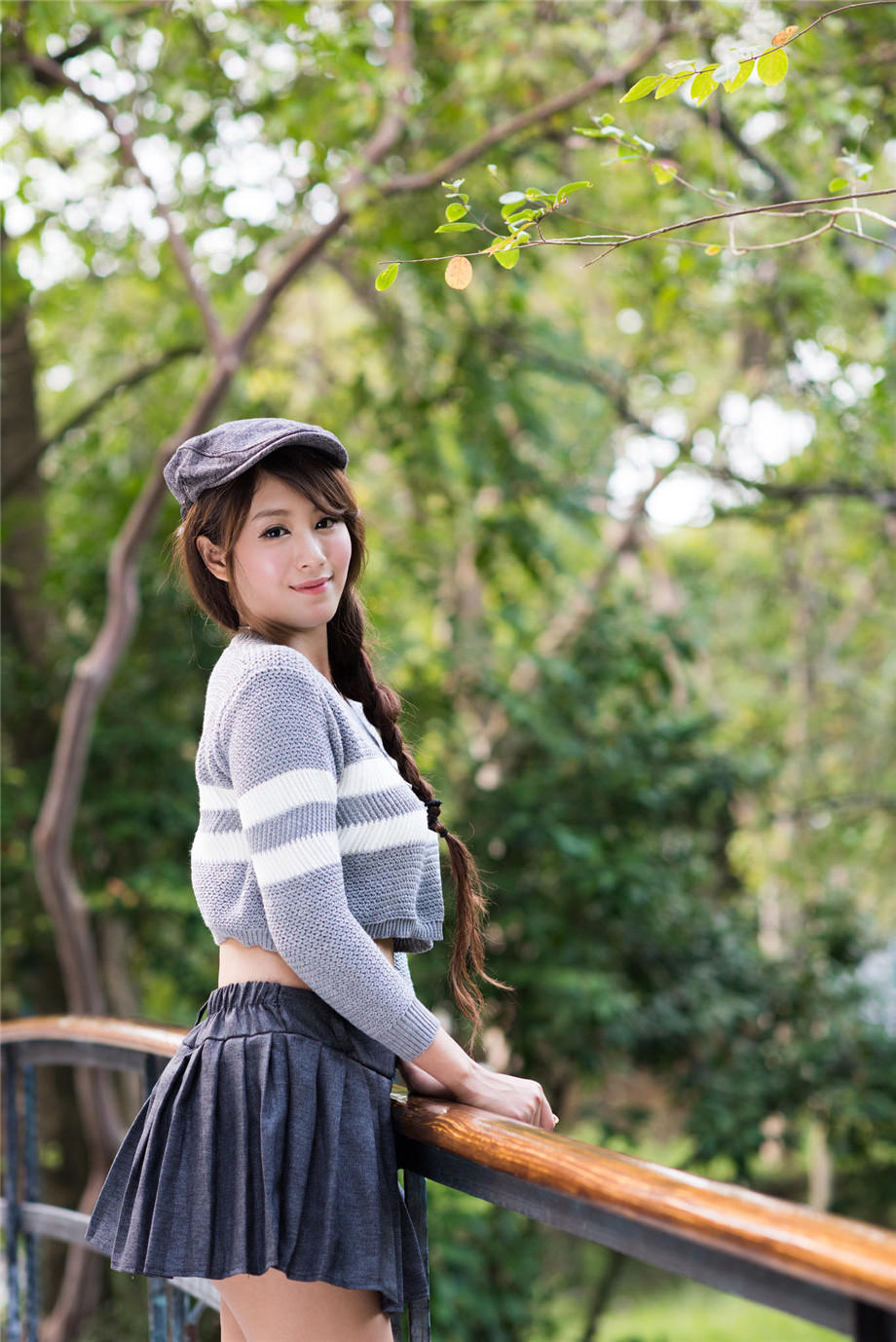 老板想让我做上门女婿，他那又高又漂亮的女儿却把我吓到了