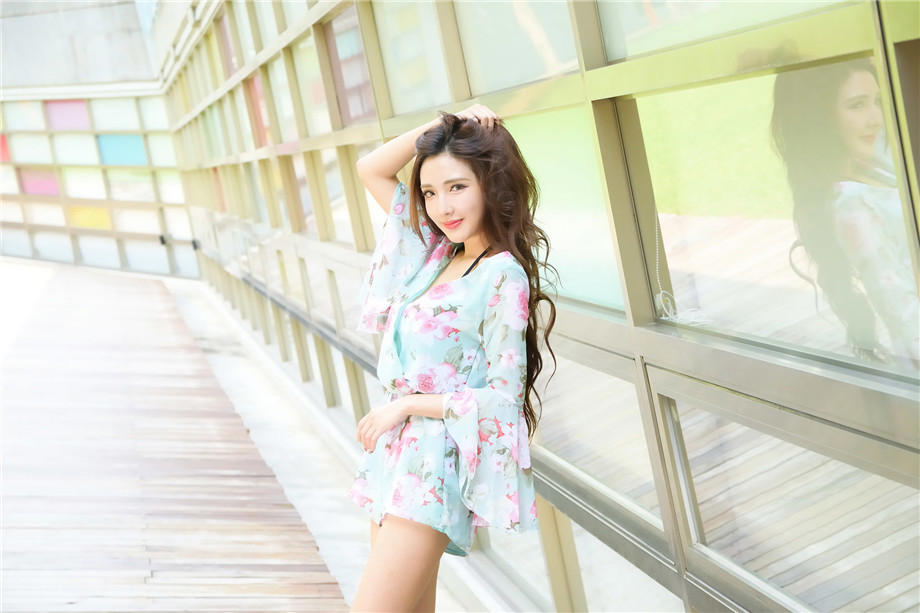 卫校守门员老吴 穷小子却娶了白富美
