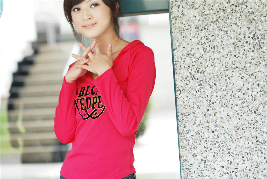 结婚前，我发现那个女人和男友是情侣头像