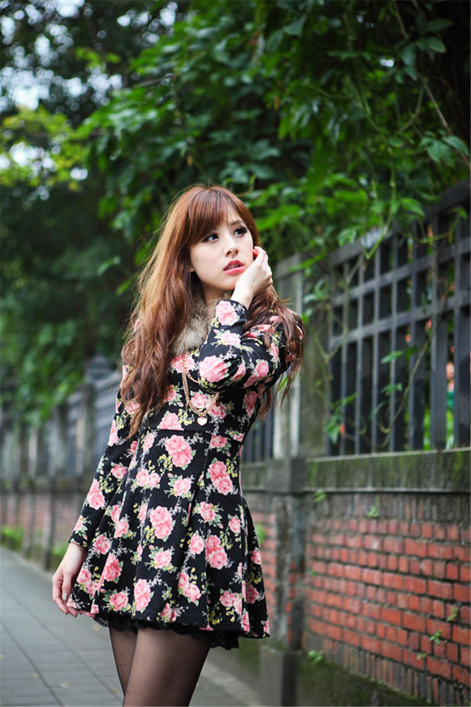 遥望江城子