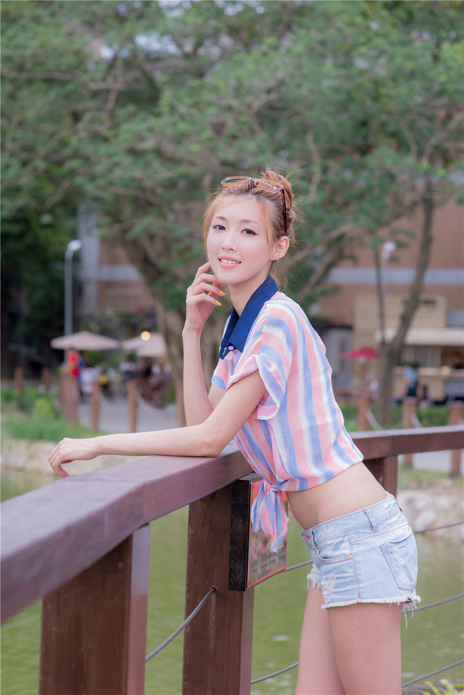 老公沦陷在200斤富婆的胯下，甩钱让我满足他的愿望