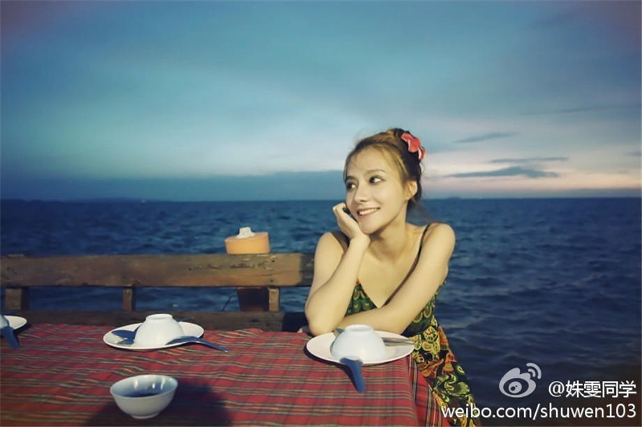 一夜情人太销魂 让我边吸乳汁边嘿嘿