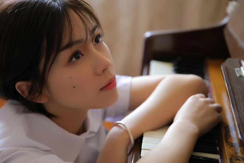 婚礼前出轨 新娘结婚当天出轨 老婆出轨能原谅吗