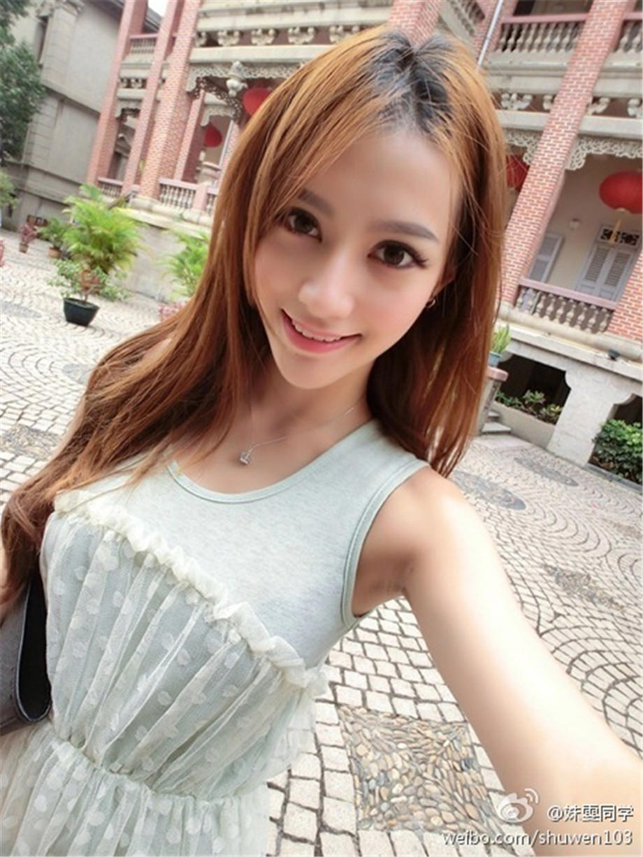 那晚上被小偷强潮了好几次，那感觉真的很舒服好爽好爽！