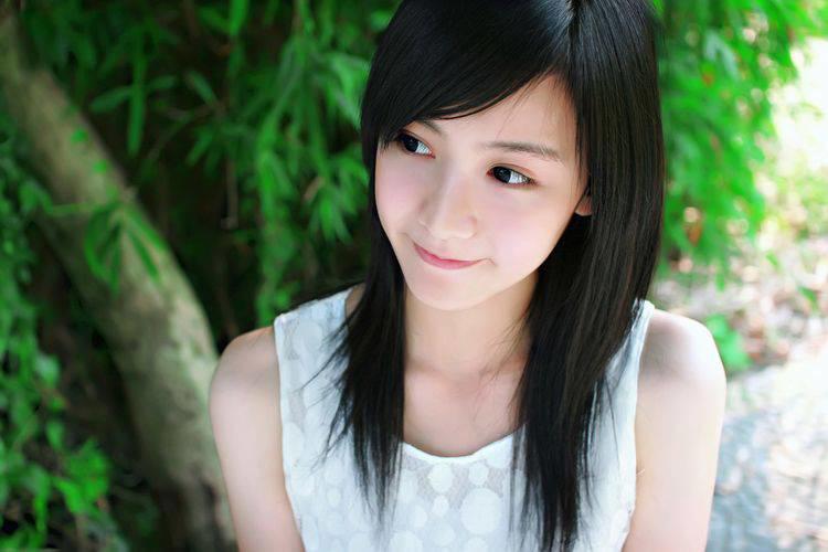 老公和女房客大搞暧昧