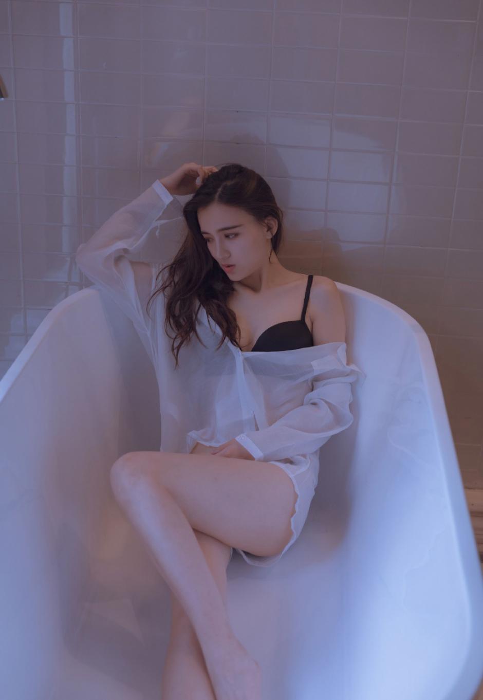 列车上我与寂寞少妇滚床单的经历