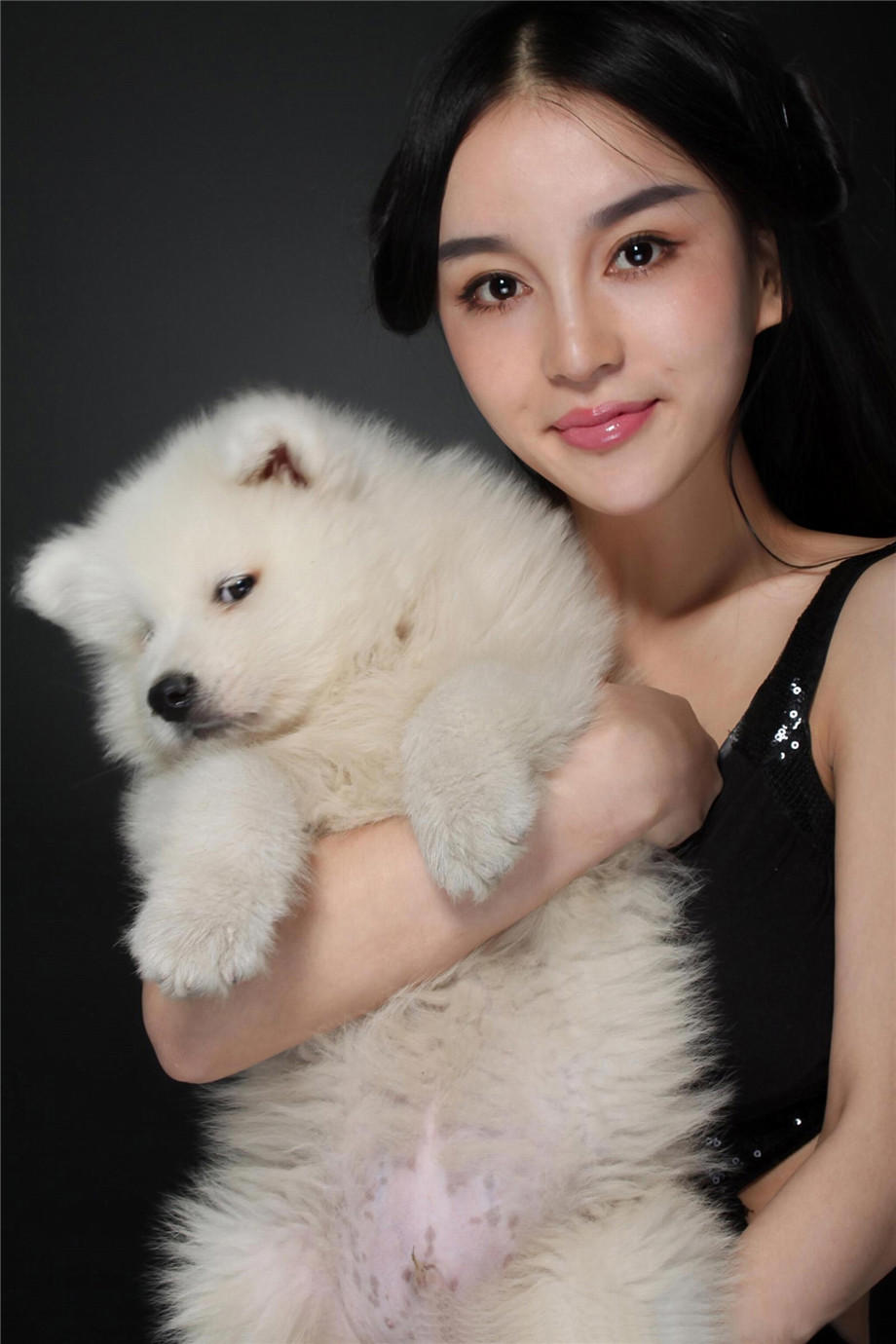 貌美如花的娇妻，竟是被老男人包.养的三儿