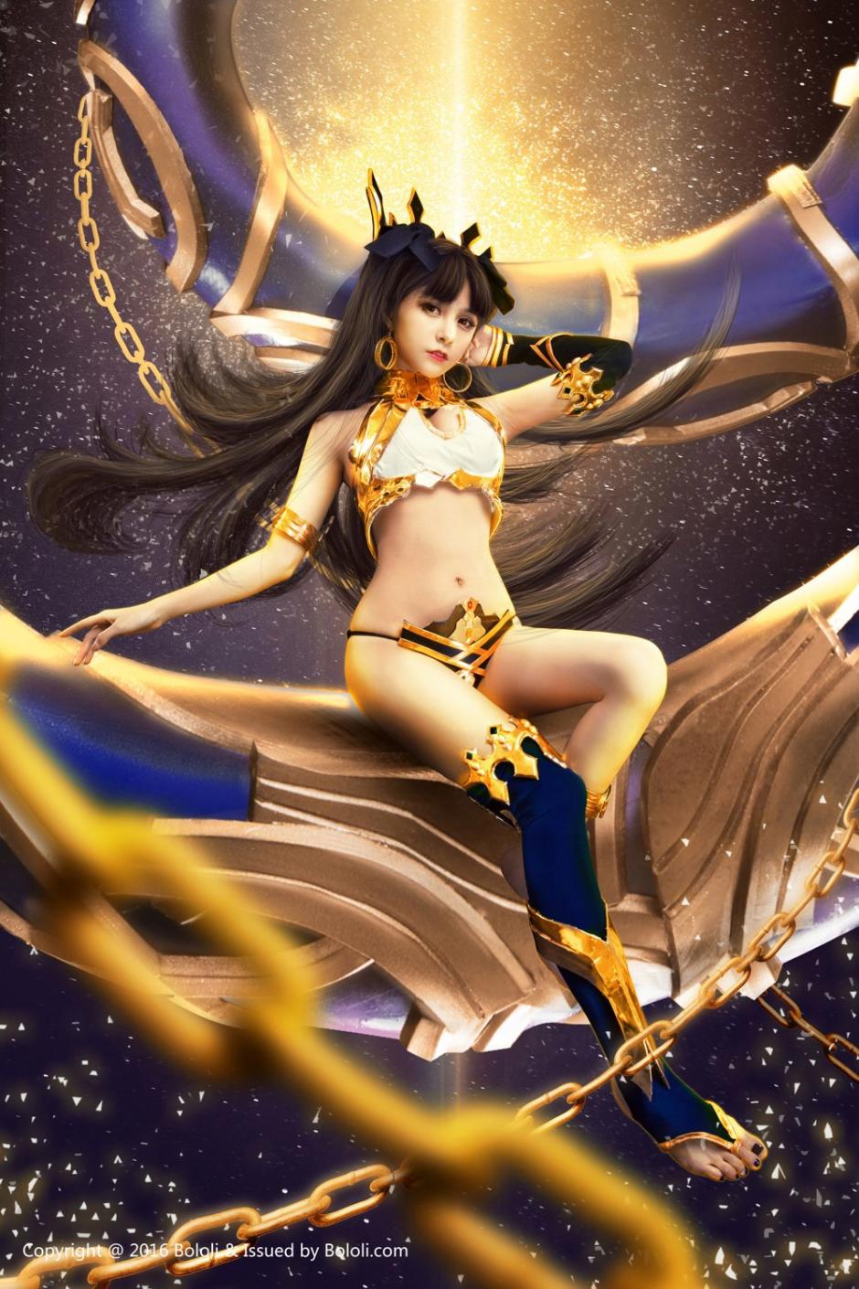 男秘书爱上女上司,不能自拔