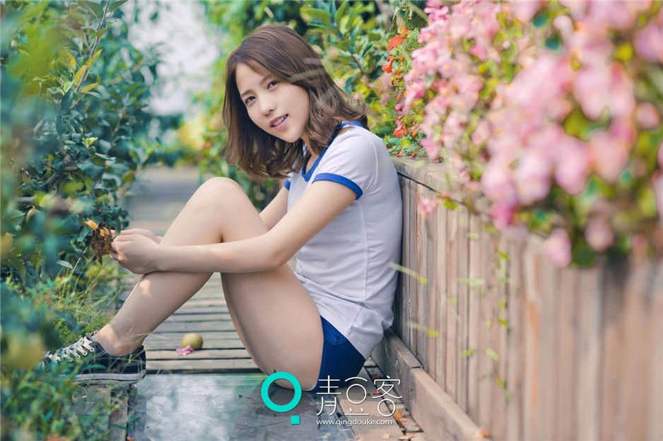 那一夜我们和老外小伙子疯狂的3P经历故事