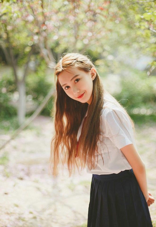 (美女脱得一二净的少女)绝品校医 我的傲娇鬼夫