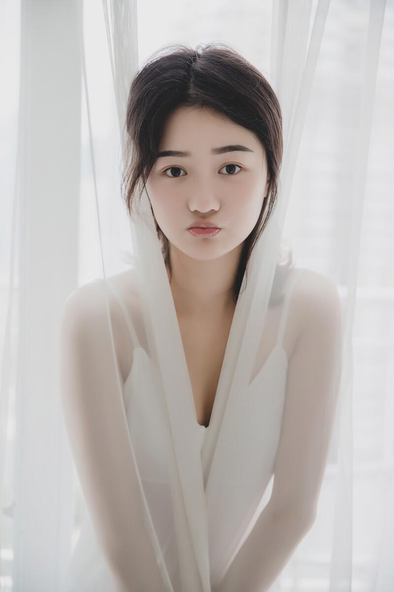 萧蔷被有钱人包养的内幕